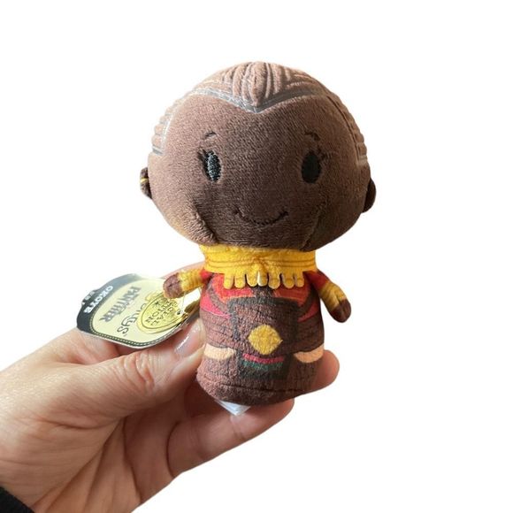 2 Hallmark Itty Bittys Okoye Black Panther Plush Stuffed Special Edition Marvel - Picture 5 of 13
